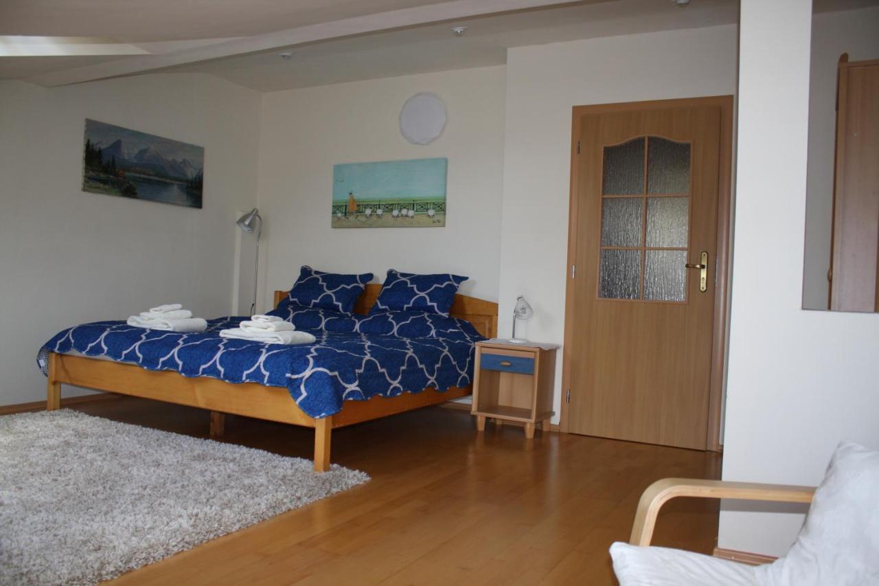 Appartamento Renmir Poprad Esterno foto
